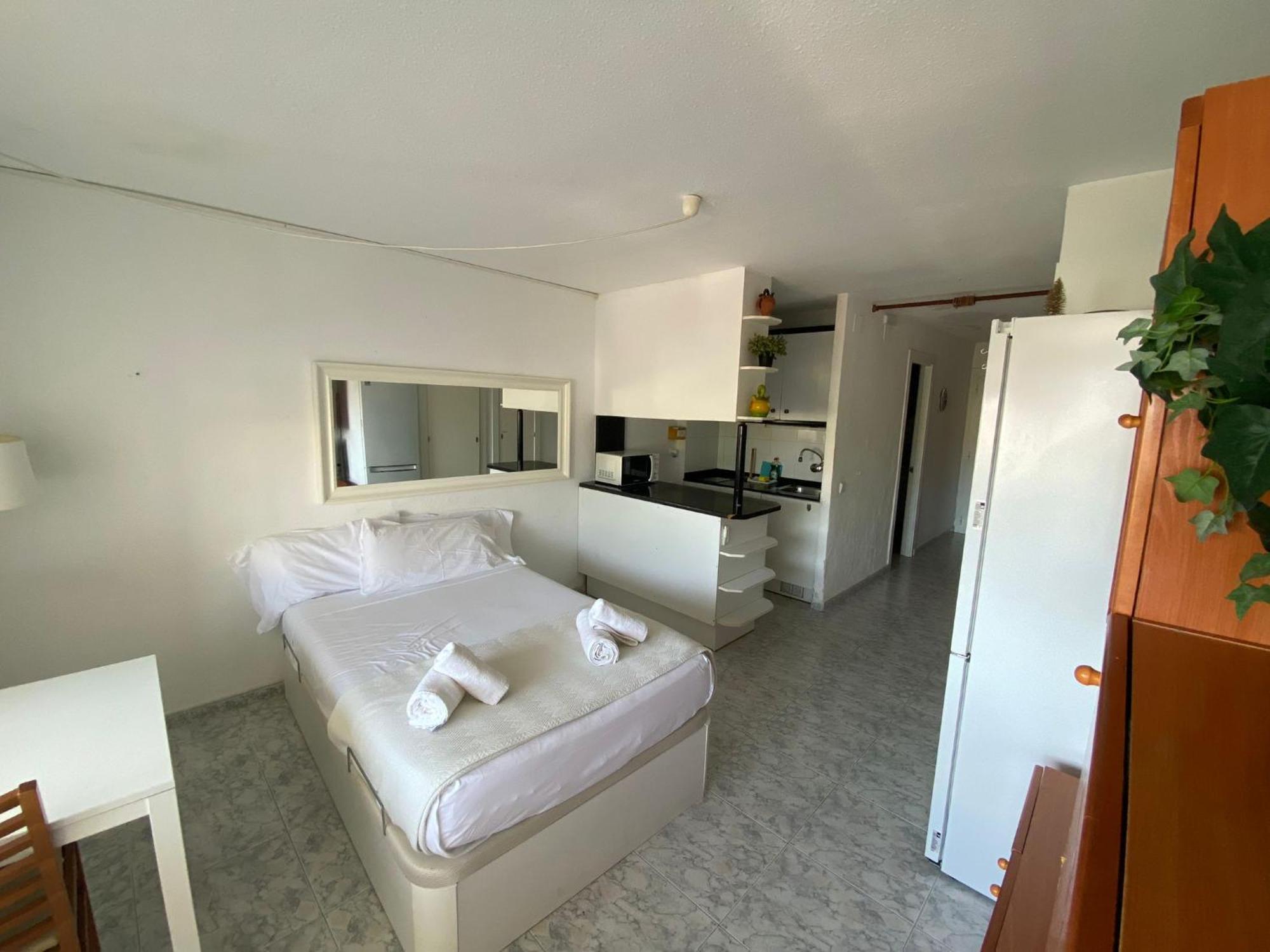 The Moon Studio By Hello Homes سيدجيس المظهر الخارجي الصورة